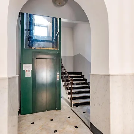 Апартаменты Sea & Soul Genova, 120 M2, Centro Citta, Parcheggio Gratuito Nella Blu Area