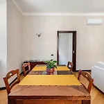 Apartment Sea & Soul Genova, 120 M2, Centro Citta, Parcheggio Gratuito Nella Blu Area Genoa